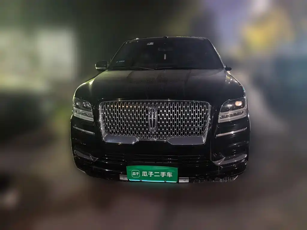 Lincoln Navigator — миниатюра 3