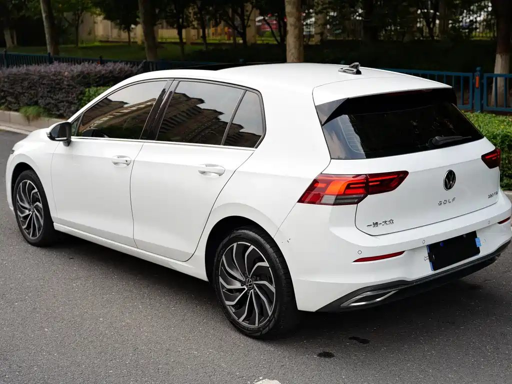 Volkswagen Golf — миниатюра 10