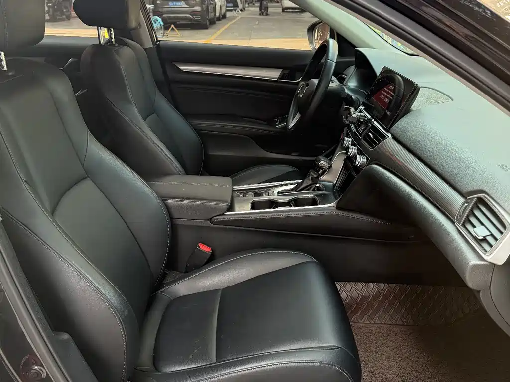 Honda Accord — миниатюра 4