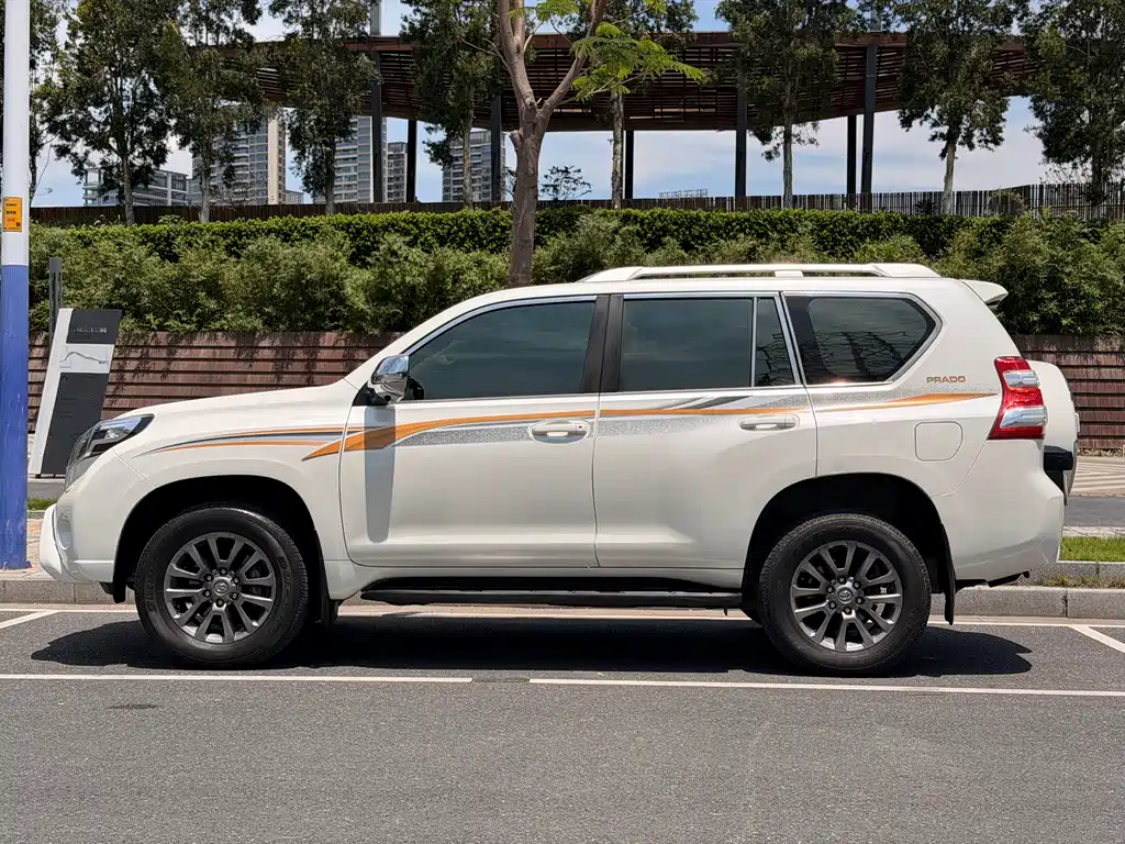 Toyota Land Cruiser Prado 2016 4.0L