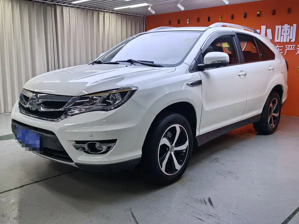 Byd S7 2016