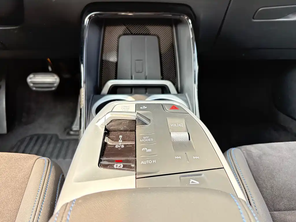 BMW X1 — миниатюра 10
