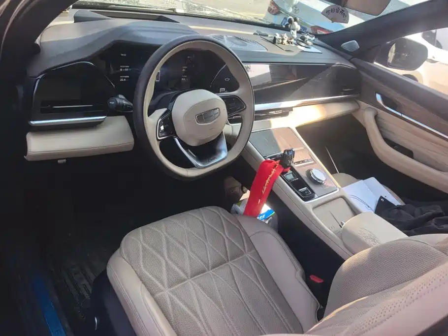 Geely Xingyue L — миниатюра 12