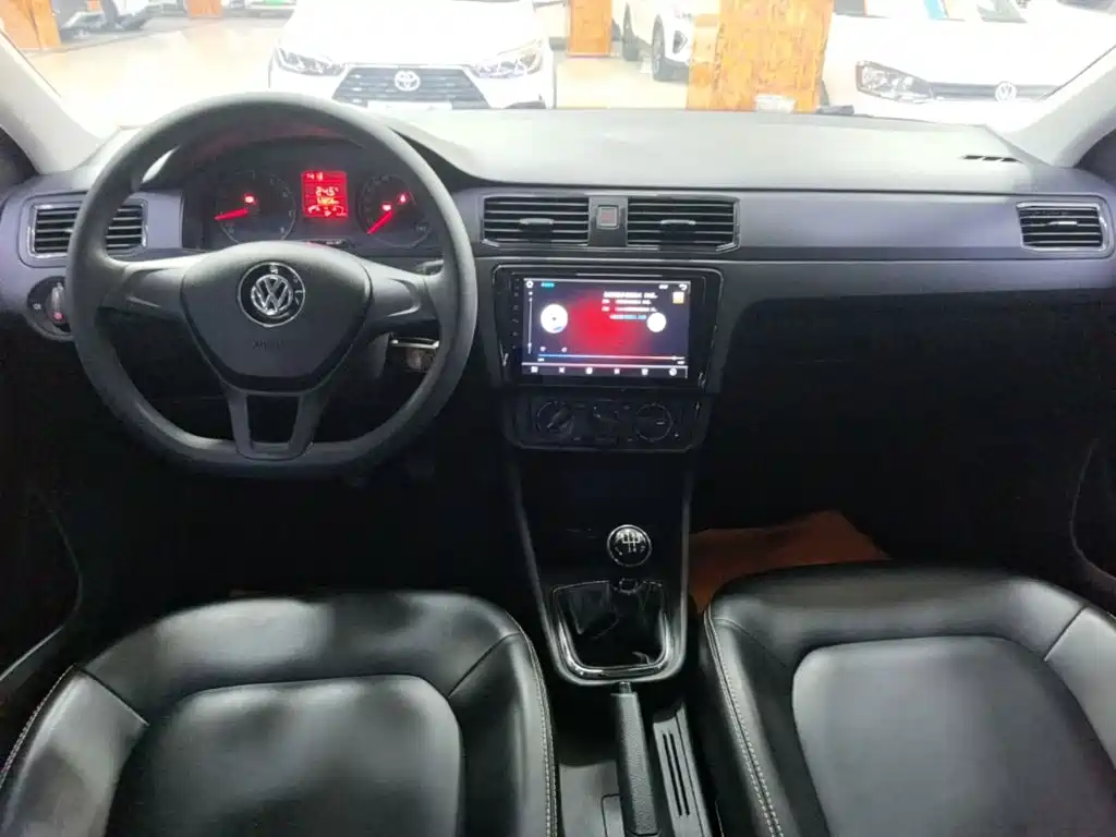Volkswagen Santana — миниатюра 10
