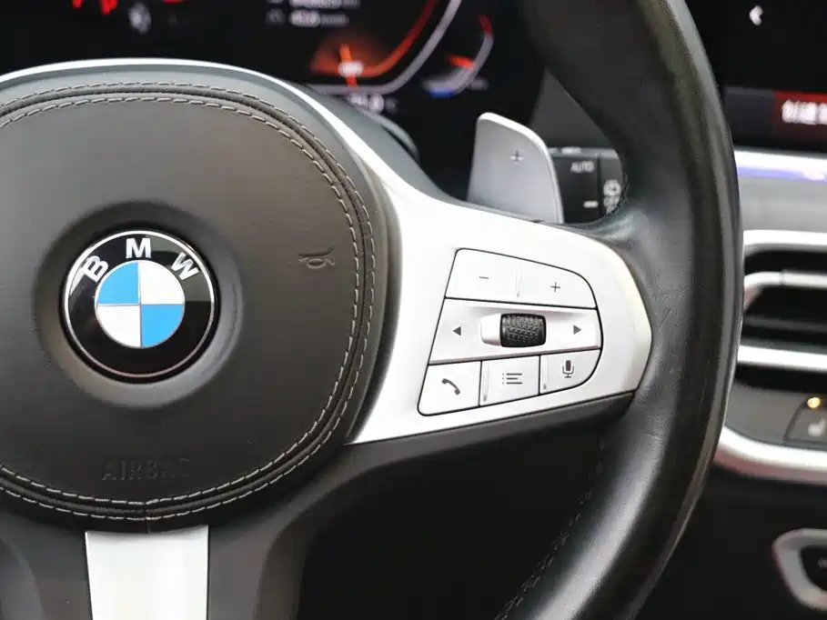 BMW X5 — миниатюра 17