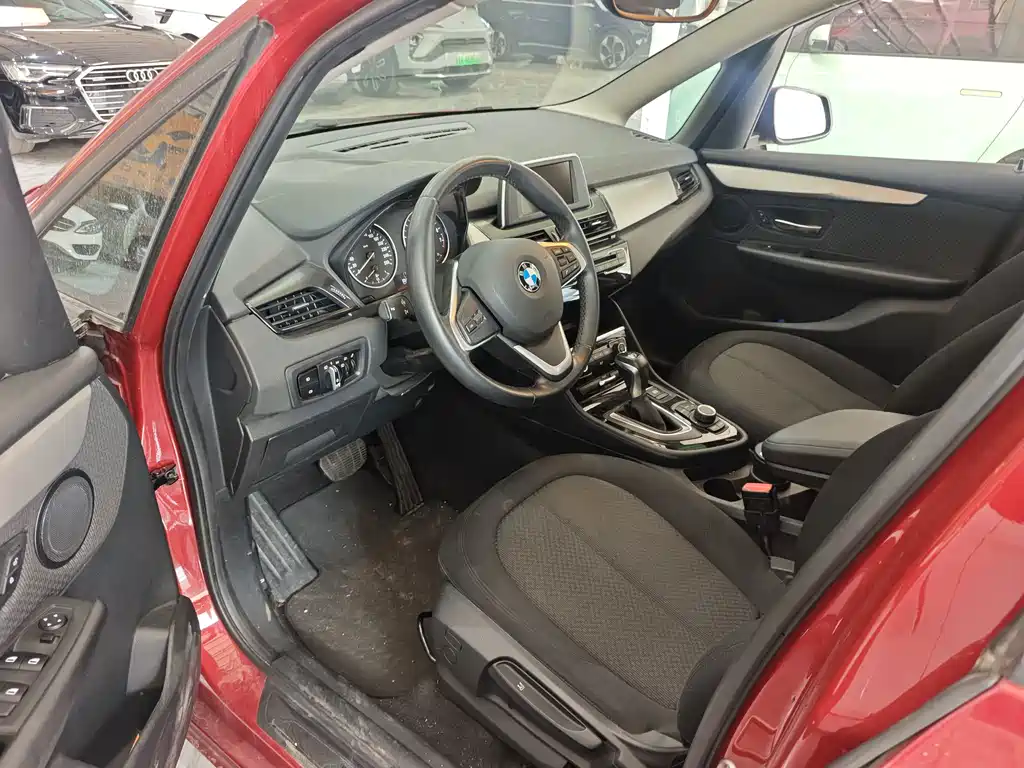 BMW 2 Series Gran Tourer — миниатюра 8