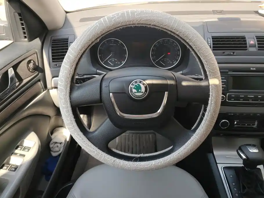 Skoda Octavia — миниатюра 15
