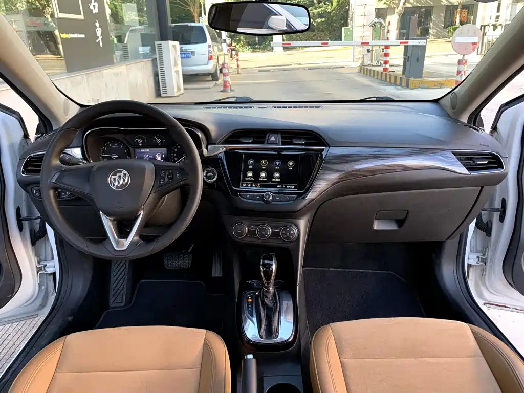 Buick Excelle — миниатюра 6