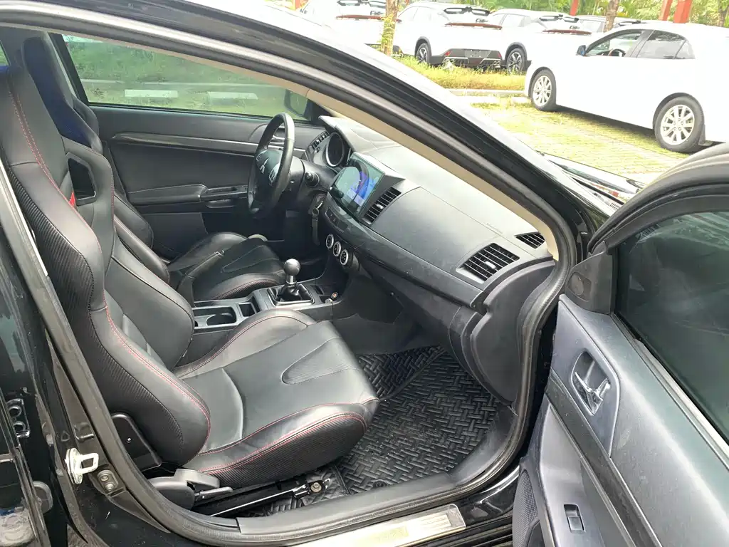 Mitsubishi Lancer EX — миниатюра 7