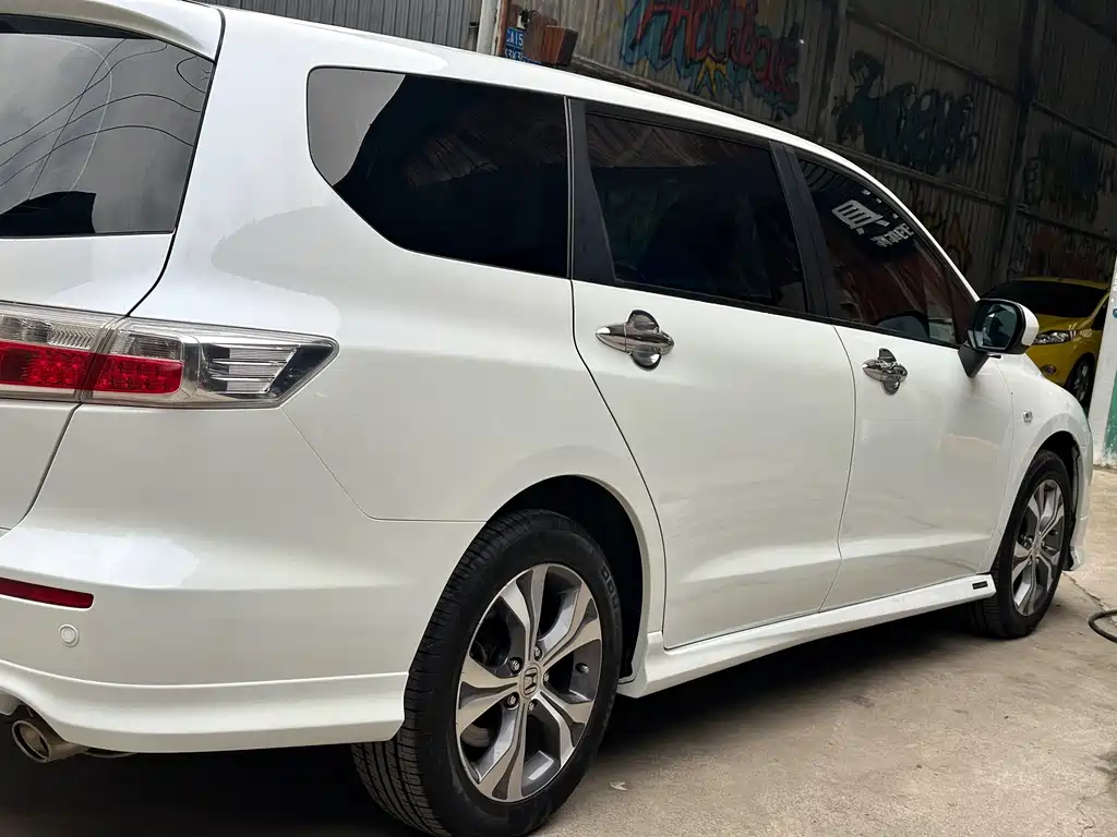 Honda Odyssey — миниатюра 8