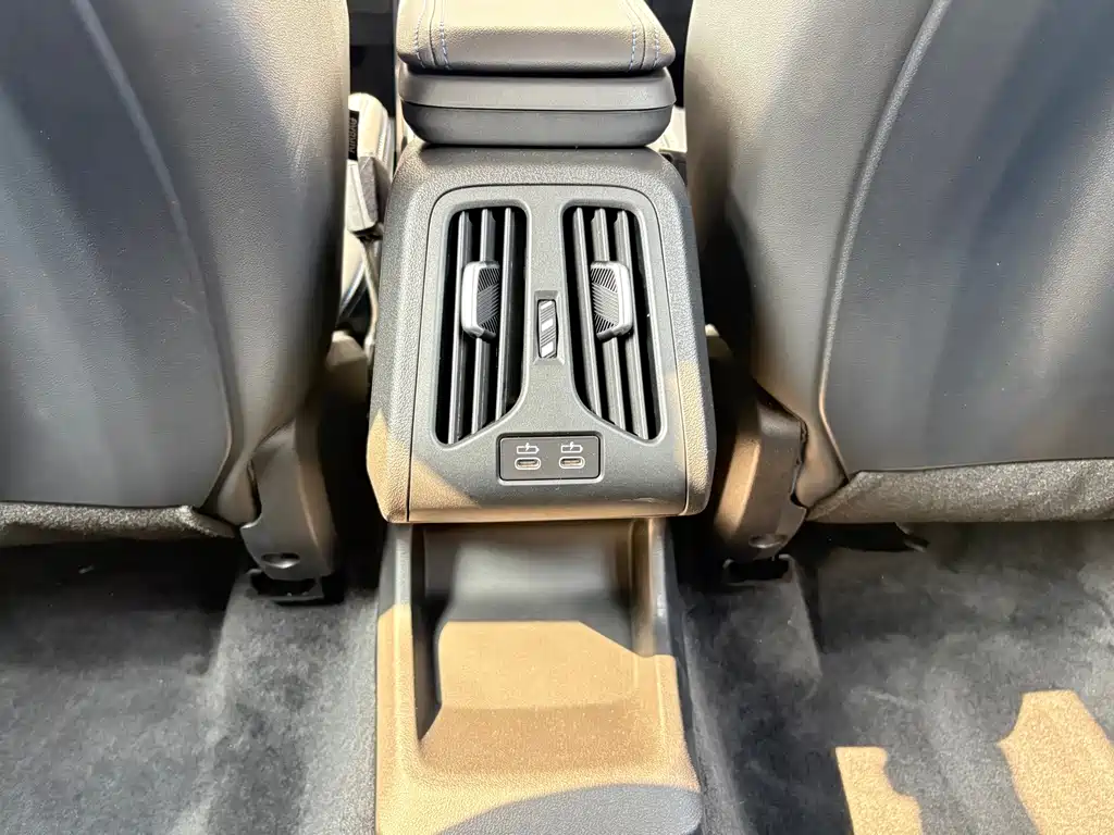 BMW X1 — миниатюра 12
