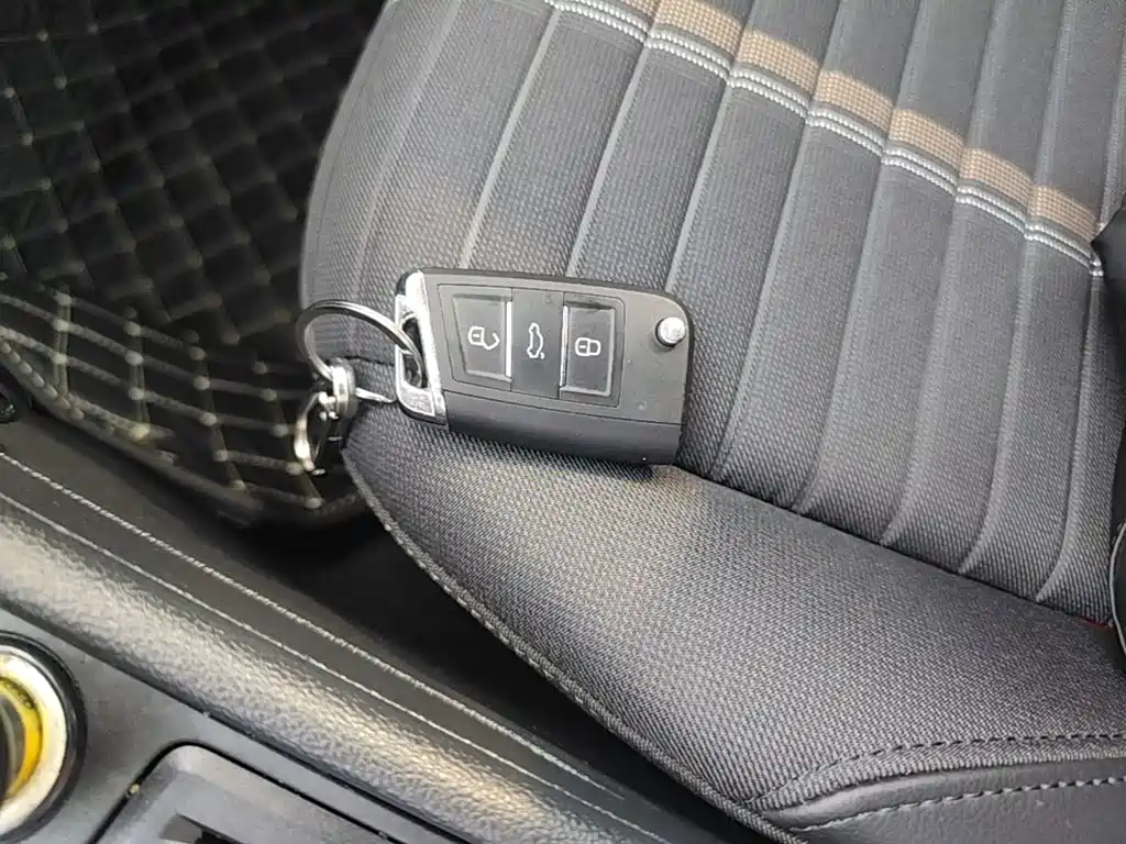 Volkswagen Lavida — миниатюра 9