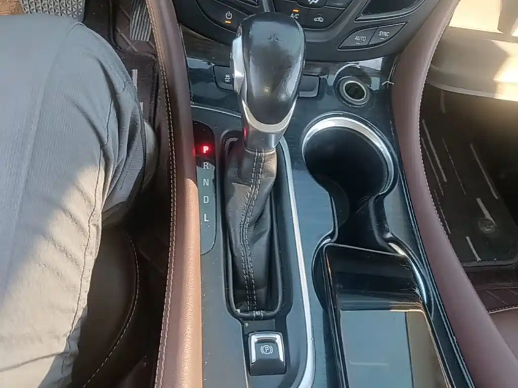 Buick Envision Plus — миниатюра 14