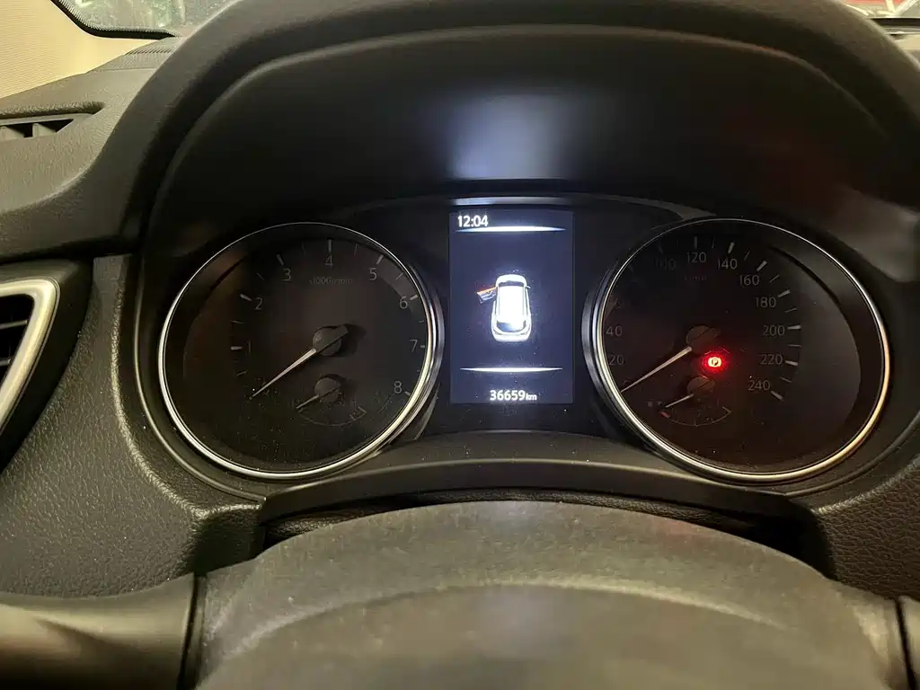 Nissan Qashqai — миниатюра 10
