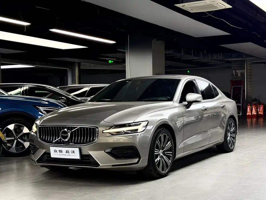VOLVO S60