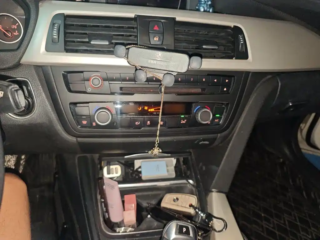 BMW 3 Series — миниатюра 6