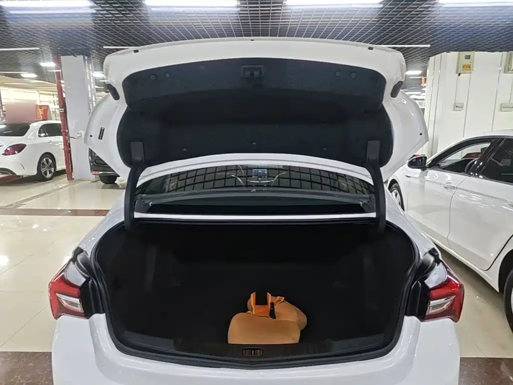 Buick Verano — миниатюра 19