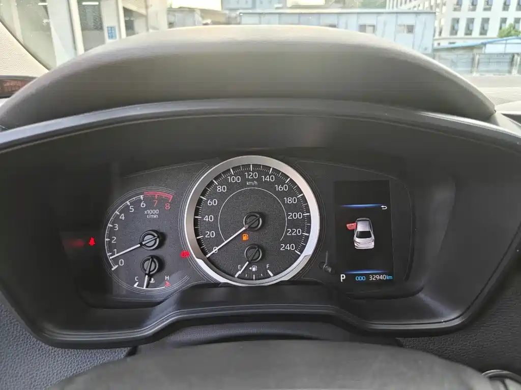 Toyota Corolla — миниатюра 15