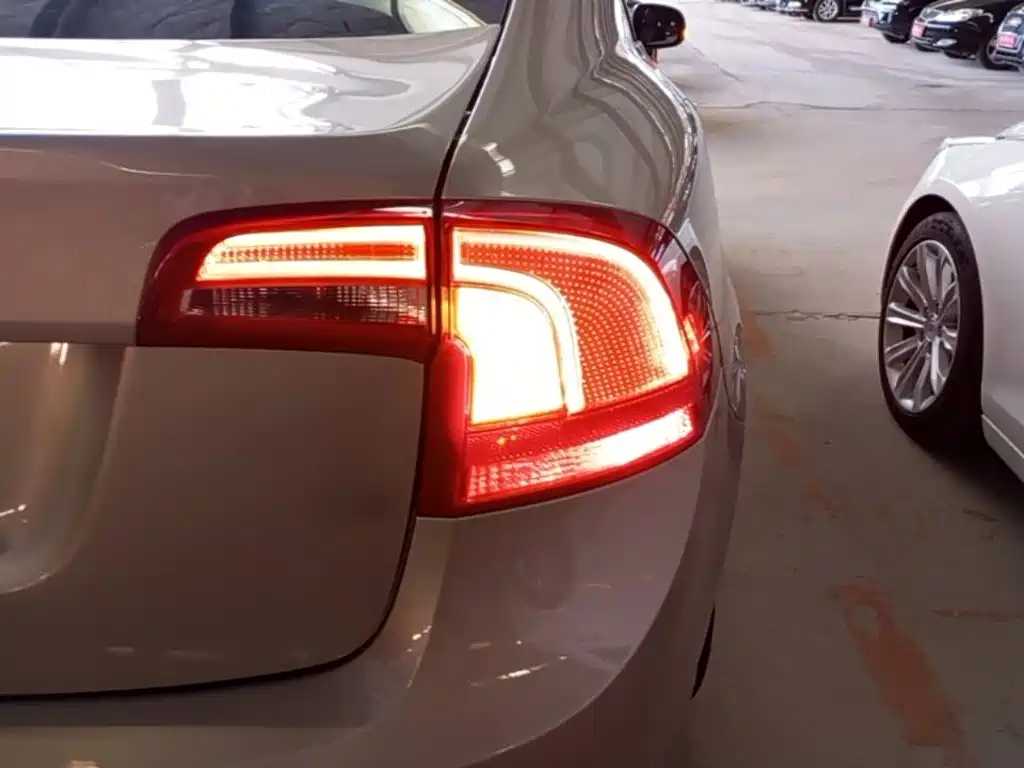 Volvo S60 — миниатюра 8