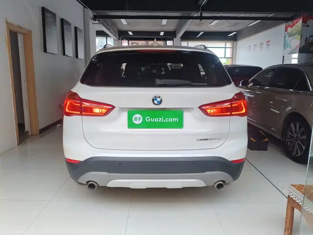 BMW X1 — миниатюра 6