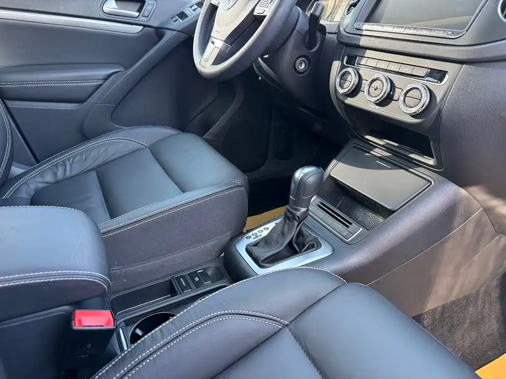 Volkswagen Tiguan — миниатюра 12