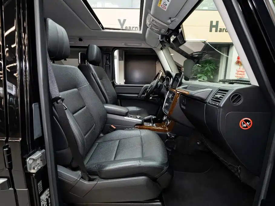 Mercedes-Benz G-Class — миниатюра 8