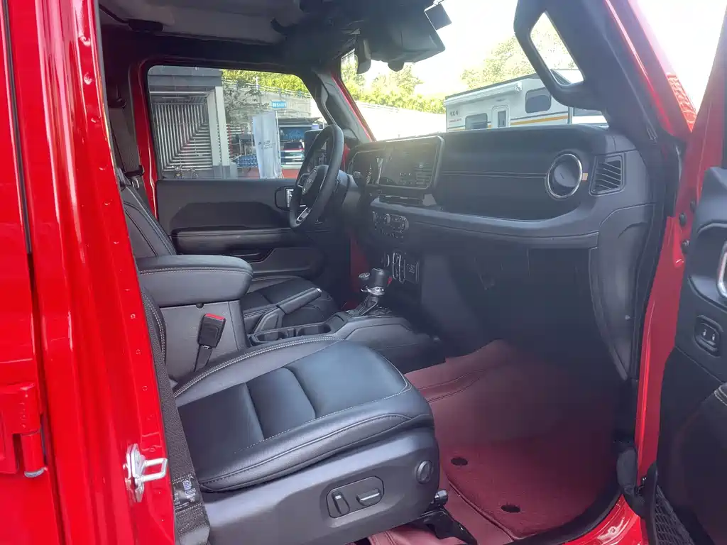 Jeep Wrangler — миниатюра 8