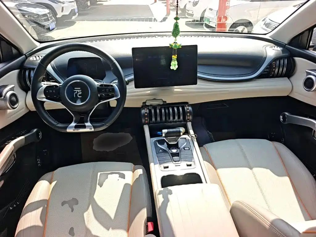 BYD Yuan Plus — миниатюра 10