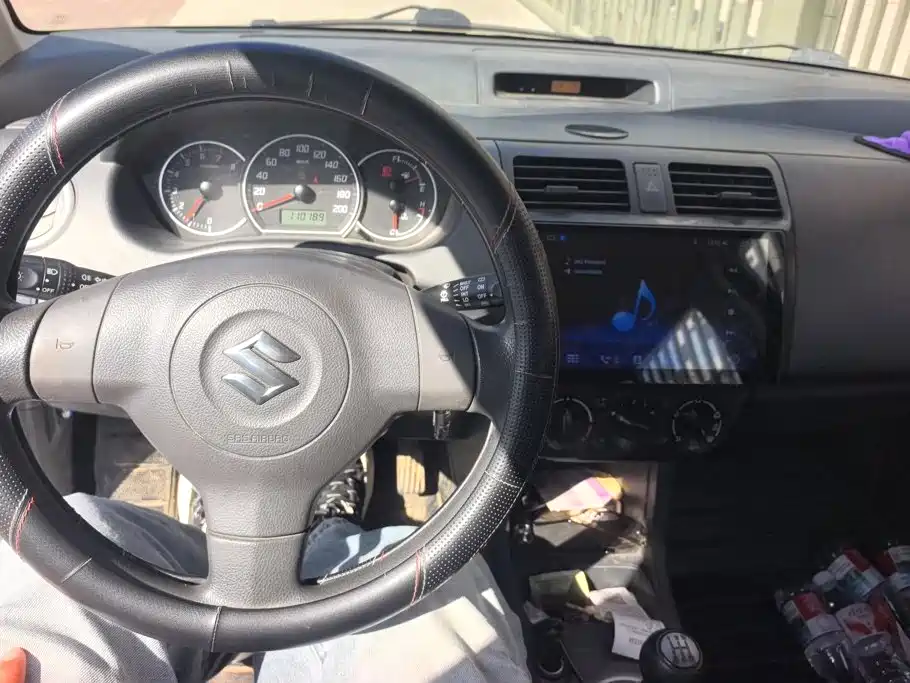 Suzuki Swift — миниатюра 12