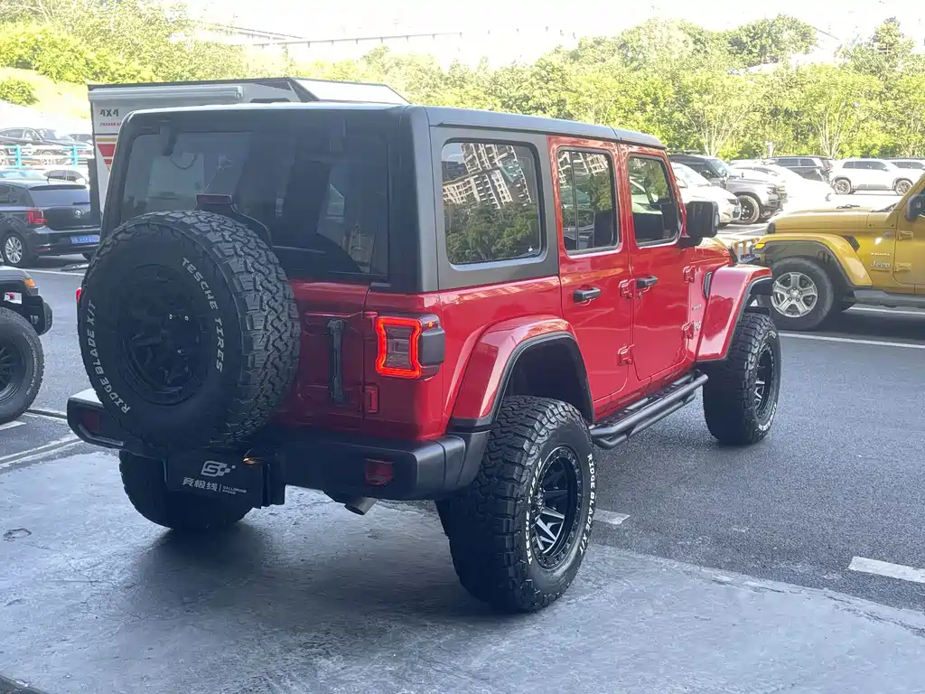 Jeep Wrangler — миниатюра 16