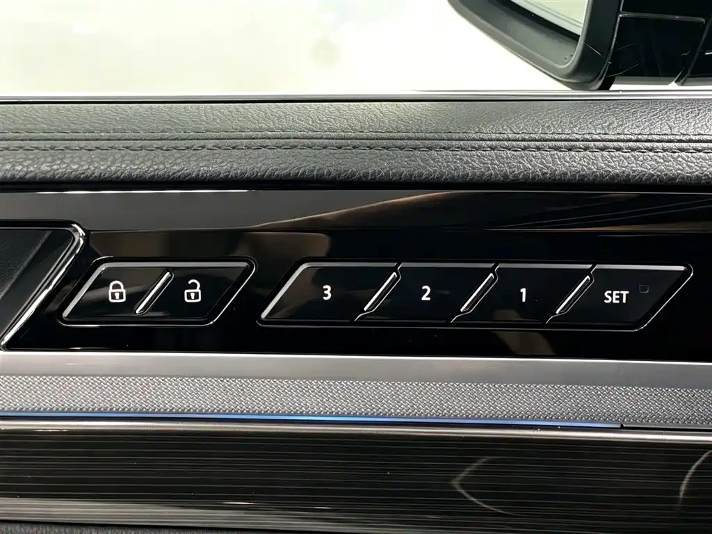 Volkswagen Phideon — миниатюра 13