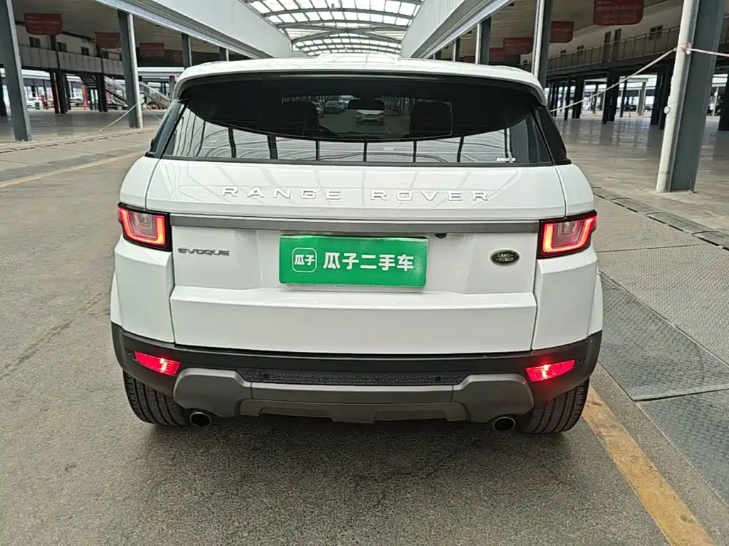 Land Rover Evoque — миниатюра 6