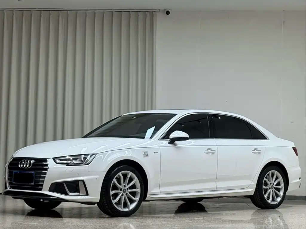 Audi A4L 2020