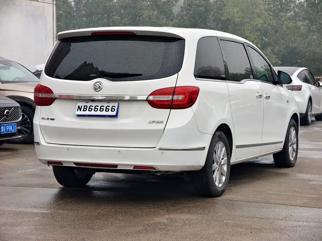 Buick GL8 — миниатюра 4