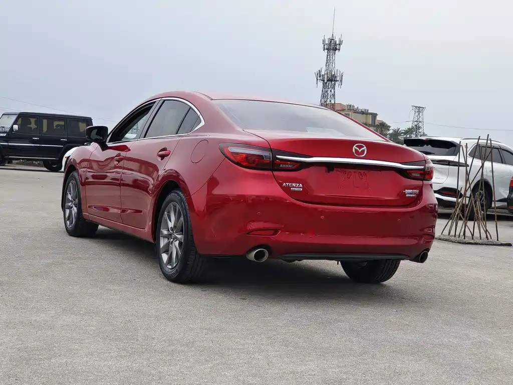 Mazda Atenza — миниатюра 5