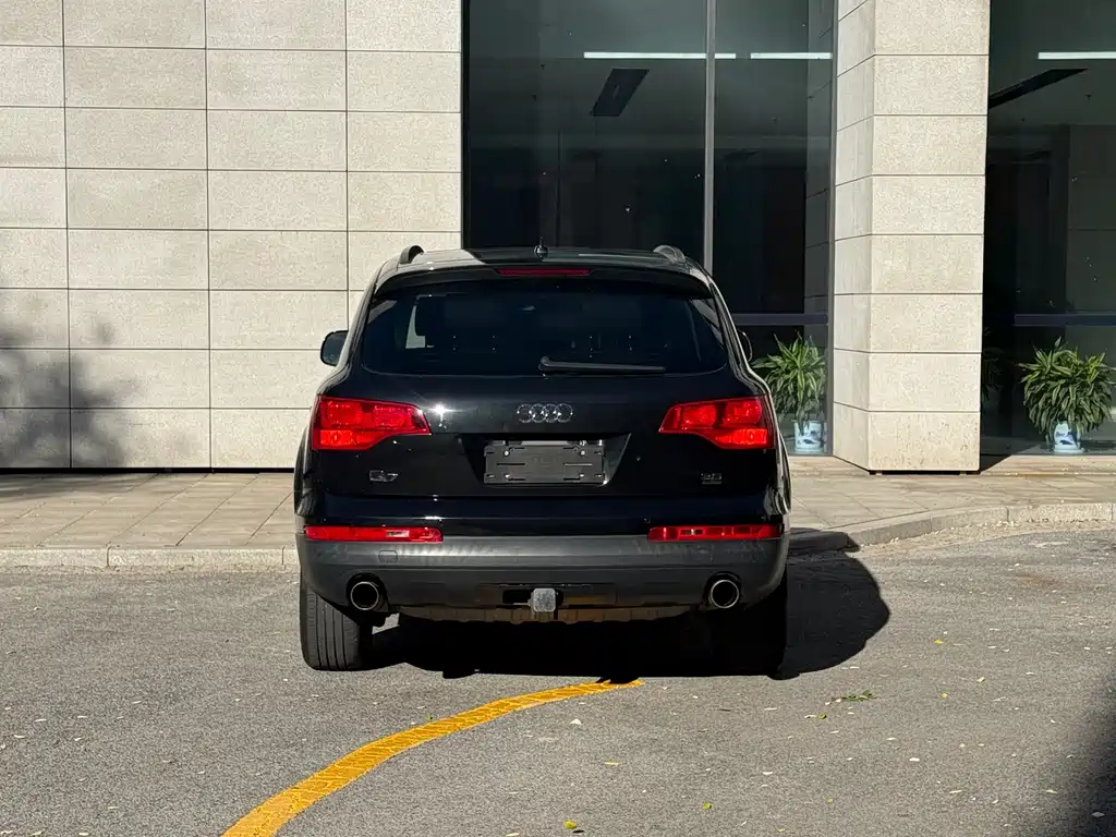 Audi Q7 — миниатюра 18