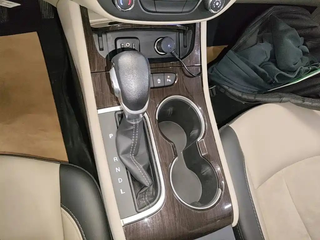 Buick Verano — миниатюра 14