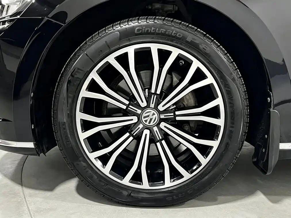 Volkswagen Phideon — миниатюра 20