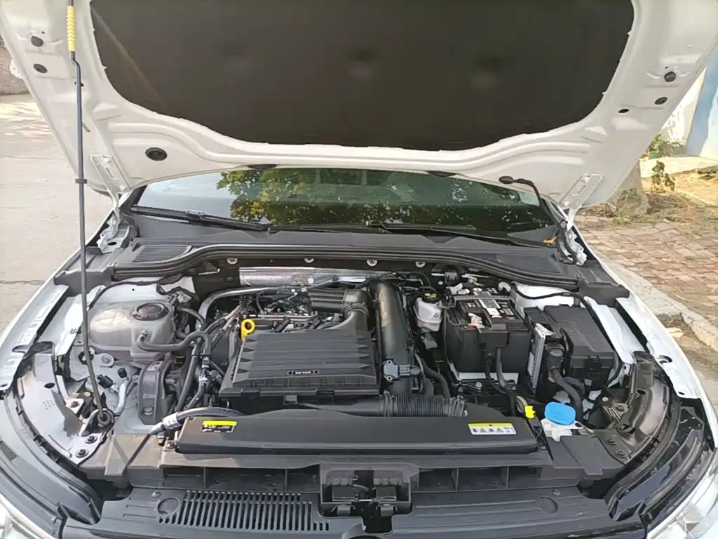 Volkswagen Golf — миниатюра 20