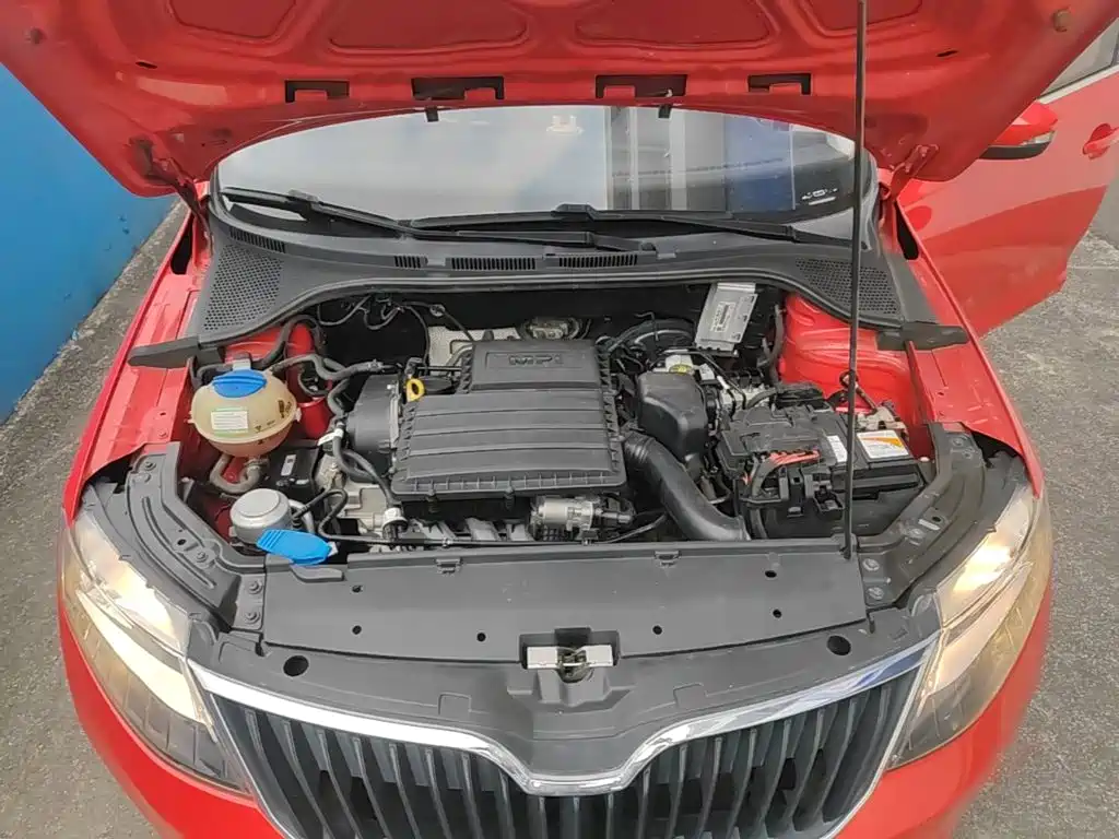 Skoda Rapid Spaceback — миниатюра 20