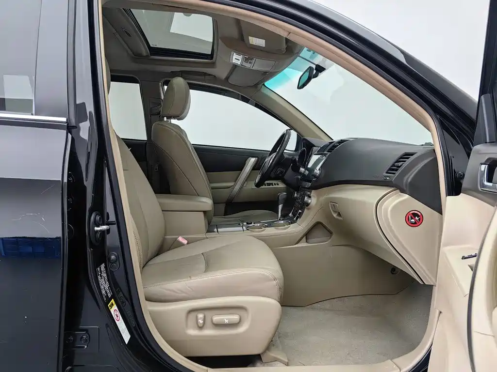 Toyota Highlander — миниатюра 23
