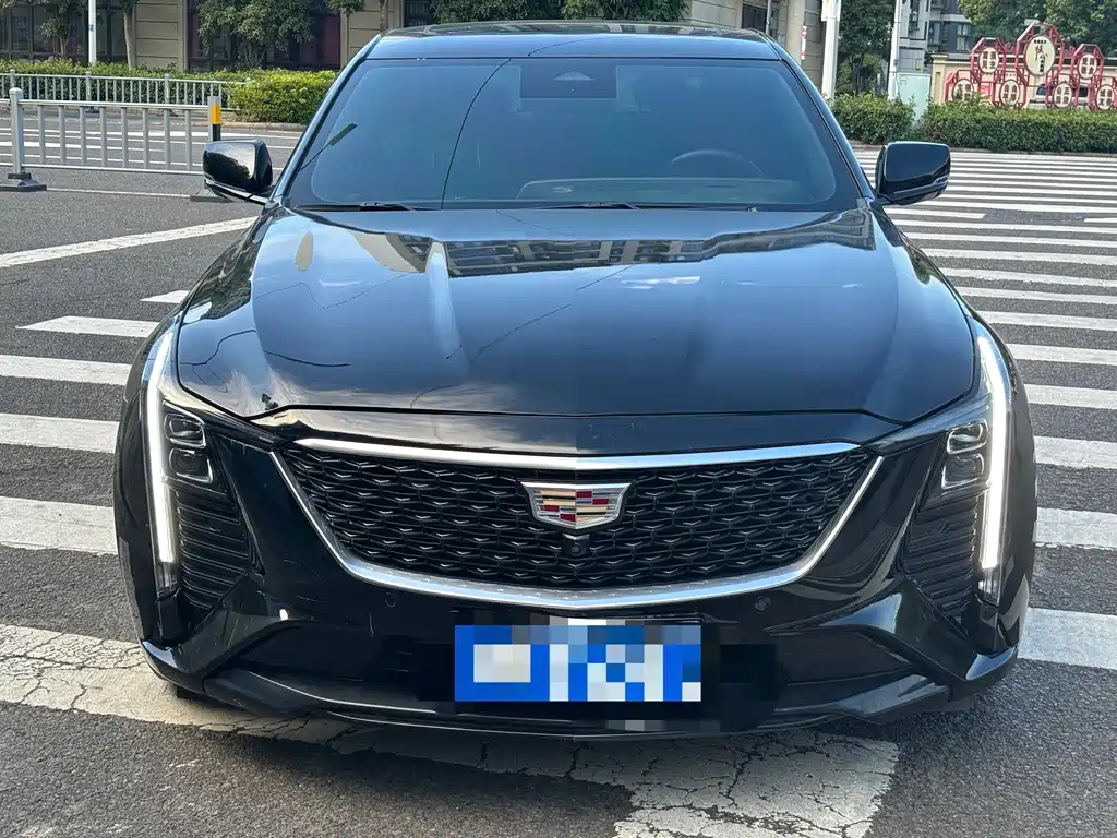 Cadillac CT5 — миниатюра 2