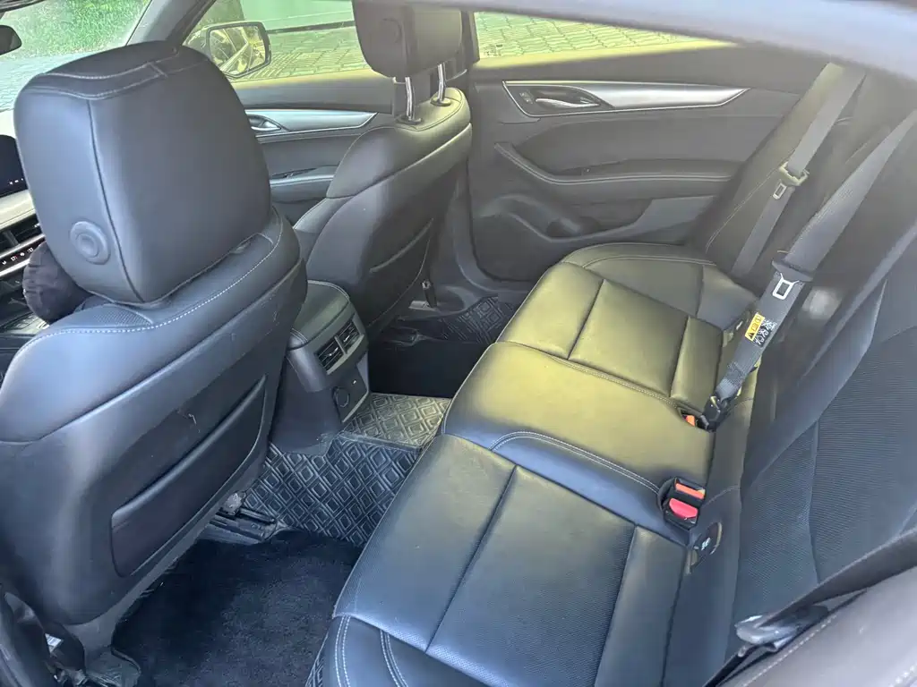 Cadillac CT5 — миниатюра 13