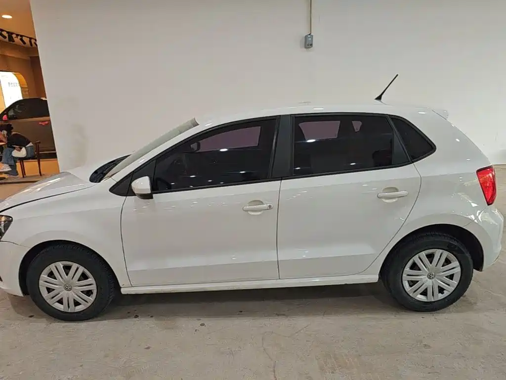 Volkswagen Polo — миниатюра 25