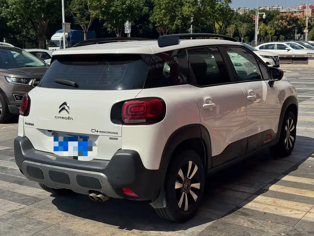 Citroen C4 Aircross — миниатюра 4