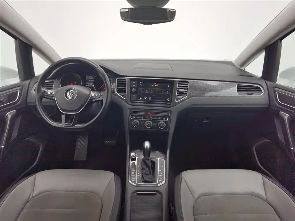 VOLKSWAGEN GOLF*JIAYU