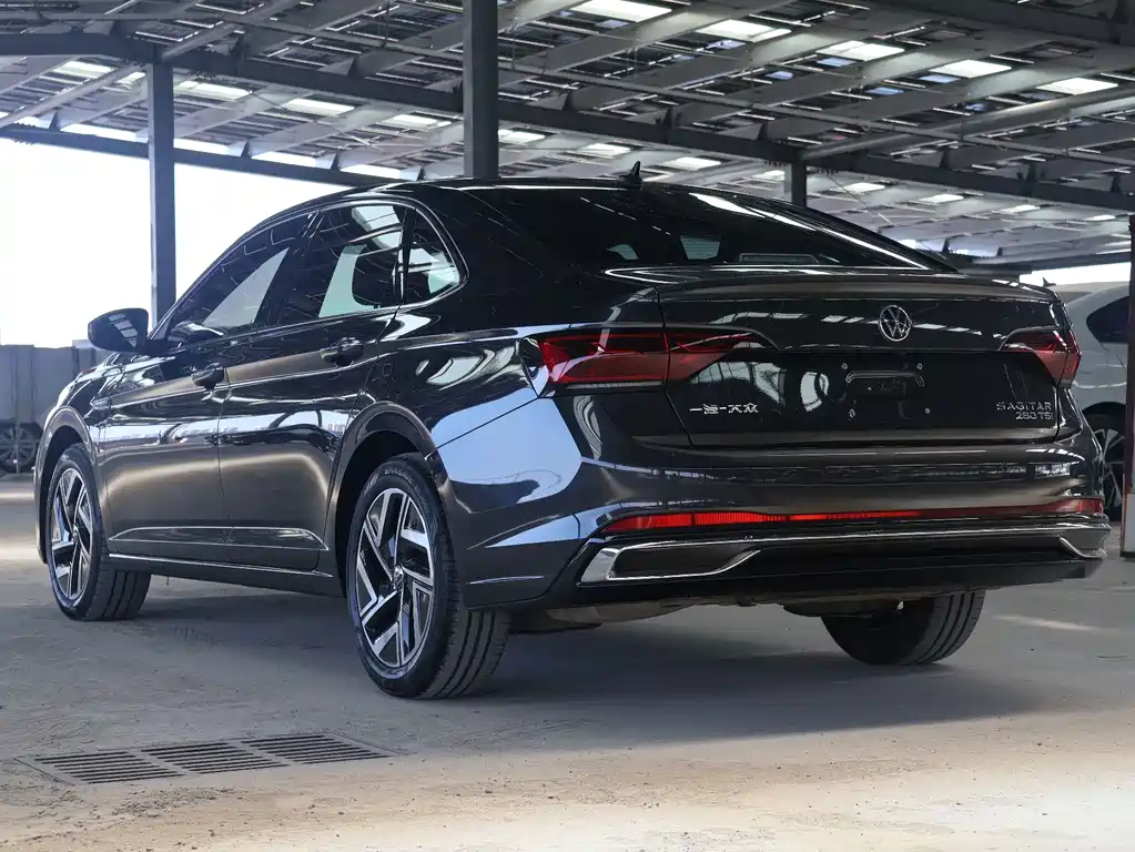 Volkswagen Sagitar — миниатюра 6