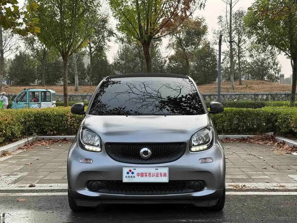 smart Smart Fortwo — миниатюра 2
