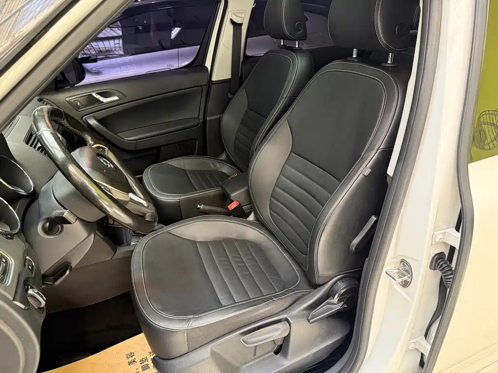Skoda Yeti — миниатюра 14