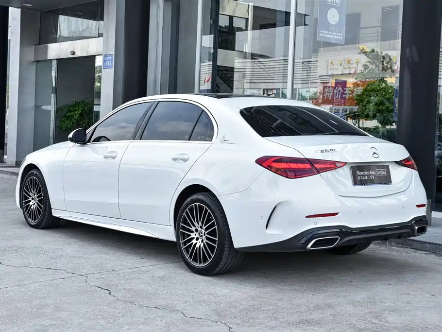 Mercedes-Benz C-Class — миниатюра 5